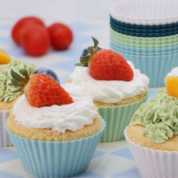 SAWNZC Silicone Baking Muffin Cups 12 Pack Reusable