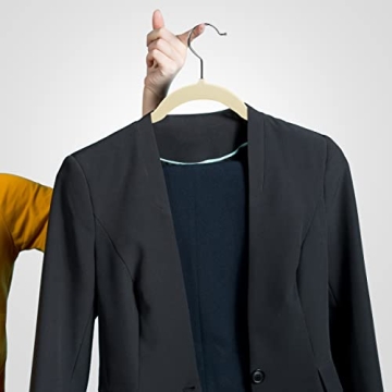 Utopia Home Velvet Hangers 30 Pack - Stylish Non-Slip Design