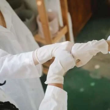 Shamrock Nitrile Exam Gloves - Durable and Powder-Free Protection