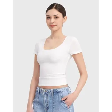 PUMIEY Short Sleeve T Shirts for Women Scoop Neck Top Basic Going Out Crop Tops Summer Slim Fit Tee Shirt Splashed White, Small