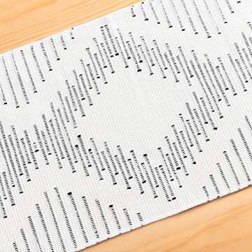 Boho Table Runner, Cotton Woven Table Runner with Tassels Farmhouse Style Dining Table Runner Braided for Dining Kitchen Wedding Party Holiday Decor, Red and Cream, Set of 4