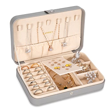 Stylish LANDICI Jewelry Box - Perfect for Travel