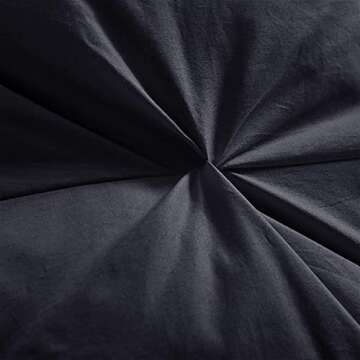Luxurious All-Season Goose Down Feather Fiber Comforter Queen Size Duvet Insert, Exquisite Black Pinch Pleat Design, Premium Baffle Box, 100% Egyptian Cotton Cover, 65 oz. Fill Weight, Black