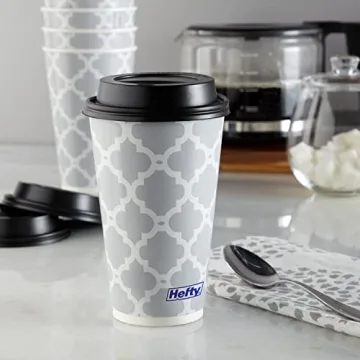 Hefty 16 Ounce Disposable Hot Cups with Lids