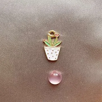 DPXWCCH 2 Pieces Magnetic Cactus Needle Minder for Cross Stitch Embroidery, Cute Cactus Plant Needle Nanny, Needlework Accessories