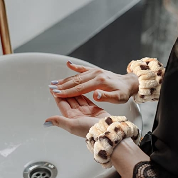 Wrist Washbands for Women - Absorbent & Stylish