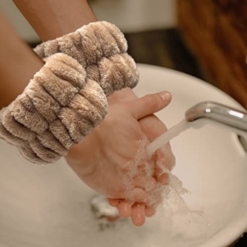 Wrist Washbands for Women - Absorbent & Stylish