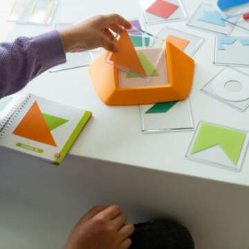 SmartGames Color Code Cognitive Skill-Building Puzzle Game Featuring 100 Challenges for Ages 5 - Adu...