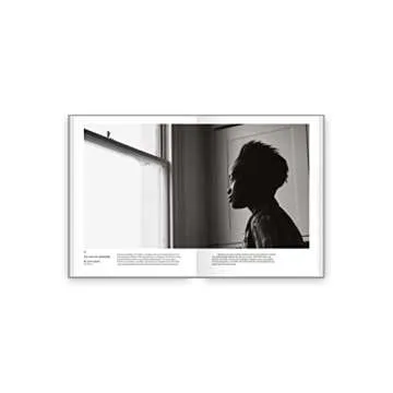 Hold Still: A Portrait of our Nation in 2020: Sunday Times Bestseller