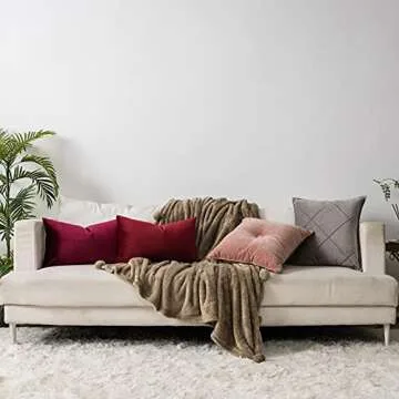 Elegant QUAFOO Velvet Pillow Covers for Holiday Touch