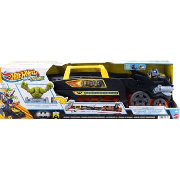 Hot Wheels Toy Car & Track, RacerVerse Batman’s Escape Chase Vehicle Transforms into 3-Lane Raceway with 1 Die-Cast Batman & 1 Joker