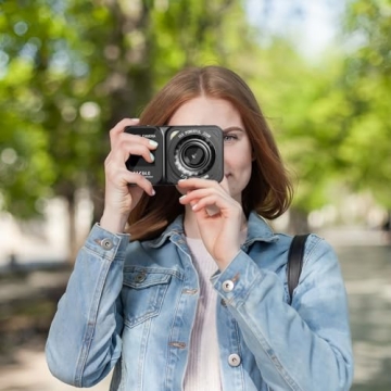 QUOLODOO 4K Digital Camera with Dual Screens & 18X Zoom