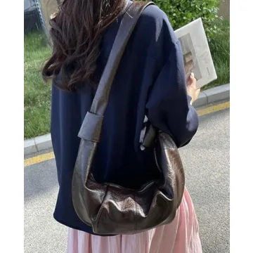 Stylish Vegan Leather Crossbody Bag for Daily Use