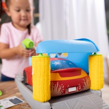 Melissa & Doug Spray & Shine Car Wash Toy for Ages 3+