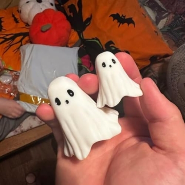 Cute Ghost Statue Halloween Decor For All Occasions