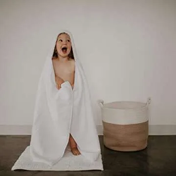 Premium Cotton Hooded Toddler Bath Towel for Cozy Cuddles