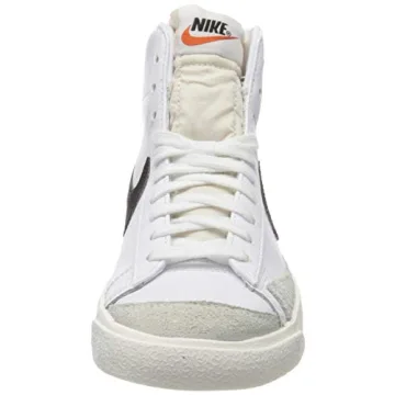 Stylish NIKE Men's Basketball Sneakers for Comfort