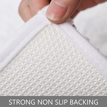 BOVEU Get Naked Bath Mat Soft Non-Slip Microfiber Rug