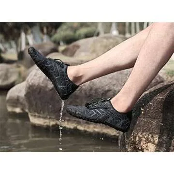 UBFEN Water Shoes Aqua Shoes Swim Shoes Mens Womens Beach Sports Quick Dry Barefoot for Boating Fishing Diving Surfing Black Color Size US 8.5 Women 7 Men