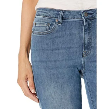 Amazon Essentials Women's Mid Rise Straight Leg Jeans