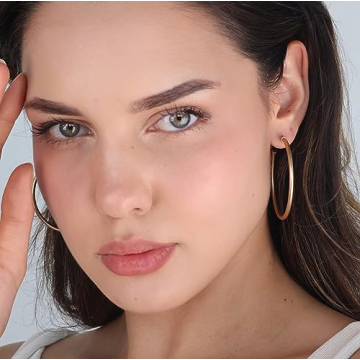 Stylish POMINA Classic Gold Hoop Earrings for Women