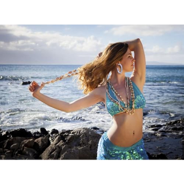 Rattan Earrings for Women Boho Statement Rhinestone Rattan Big Hoop Earrings Handmade Raffia Woven Straw Wicker Earrings Summer Beach Jewelry Gifts（Blue White）