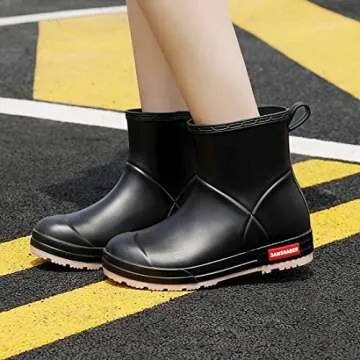 HSBDNZQ Rain Boots for Women, Lightweight Warm Waterproof Rain Boots, Anti-Slipping Garden Boots Soft and Durable, Chelsea Rain Boots with Comfortable Insoles for Outdoor