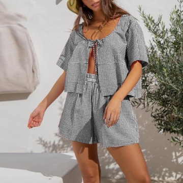 Stylish Women's Casual Plaid Pajamas Set for Every Occasion