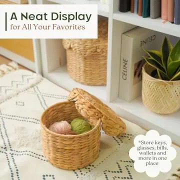 Chi An Home Scalloped Wicker Storage Baskets with Lid, Set of 2 Round Basket Decorative Boxes, Handwoven Hyacinth Baskets with Lids, Woven Storage Box for Home Organization