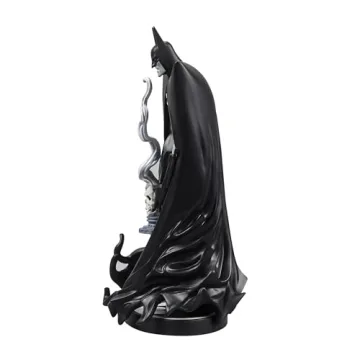 Batman by Bill Sienkiewicz 1:10 Scale Resin Statue