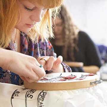 QHZHANG Embroidery Starter Kit Cross Stitch Including100 Color,a boxEmbroidery Needles Threads,Embroidery kit Cross Stitch Tool Kit for Beginners,DIY Friendship Bracelets String Art Crafts