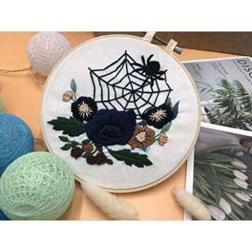 Louise Maelys Beginner Embroidery Kit - Halloween Fun
