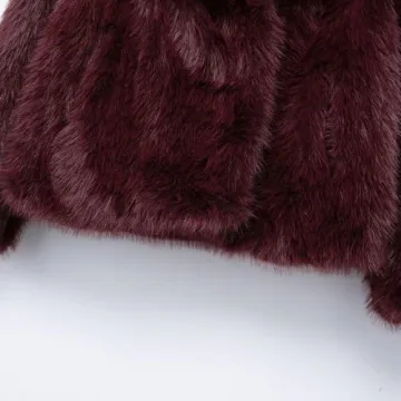 Luxurious Mtsebmves Women's Faux Fur Coat for Winter Style
