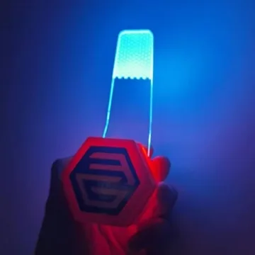 Magnet-Attached LED Tinting Light for Precise Film Application