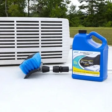 Camco Pro-Tec Cleaner for TPO Roof Deep Cleaning Solution