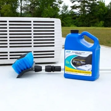 Camco Pro-Tec Cleaner for TPO Roof Deep Cleaning Solution