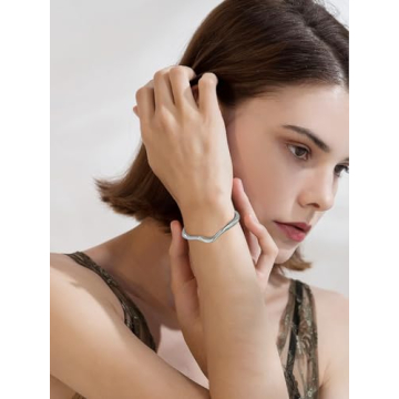Stylish WOWORAMA Irregular Silver Cuff Bracelet for Women