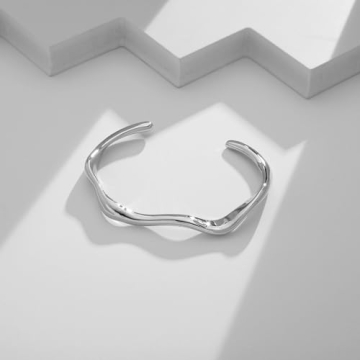 Stylish WOWORAMA Irregular Silver Cuff Bracelet for Women