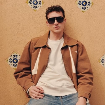 Carrera Smart Glasses with Alexa - Stylish Audio Innovation