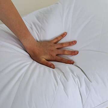 Three Geese Pack of 2 White Goose Feather Polyester Bed Pillows Queen/Standard Size- Soft 600 Thread Count 100% Cotton, Medium Firm,Soft Support Surround Fill Polyester,White Solid