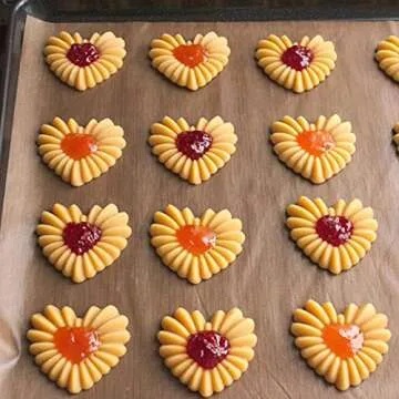 Wooden Cookie Biscuit Mold for Creative Holiday Baking