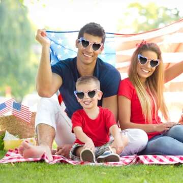 JUSTOTRY 2Pcs 4th of July Sunglasses, Red White and Blue Heart Shaped Glasses with Rhinestone Patriotic Decorations Forth of July Party Accessories for Men Women Children