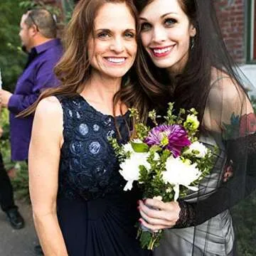 Unsutuo 118 Inch Wedding Veil with Rhinestones Comb