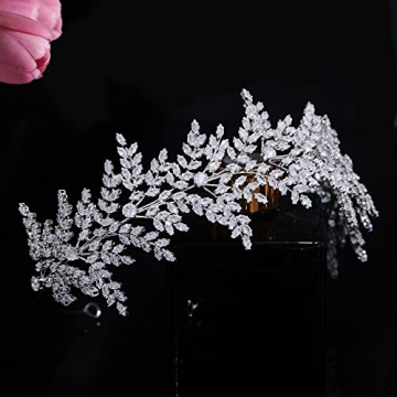 Jorsnovs Cubic Zirconia Bridal Tiara for Stunning Occasions