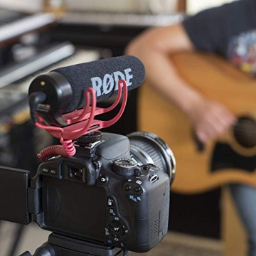 Rode VideoMic Go Lightweight On-Camera Microphone Bundle