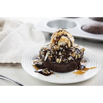 USA Nonstick Mini Round Cake Pan for Buns and More