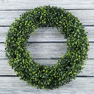 Elegant Pure Garden 19.5-Inch Boxwood Wreath for Stunning Home Decor Year-Round