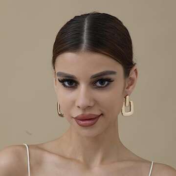 Apsvo Chunky Gold Hoop Earrings for Women, Lightweight Earring Statement Gold Dangle Drop Earrings Square Hoop Dangling Earrings Fashion Earrings 2023 Trendy Jewelry