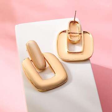 Apsvo Chunky Gold Hoop Earrings for Women, Lightweight Earring Statement Gold Dangle Drop Earrings Square Hoop Dangling Earrings Fashion Earrings 2023 Trendy Jewelry