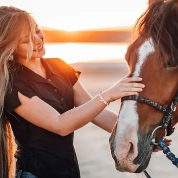 Sereney Horse Bracelet for Girls – Perfect Equestrian Gifts